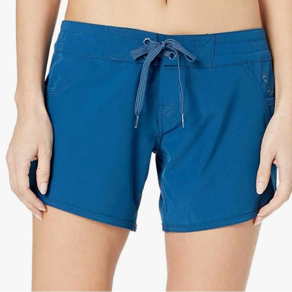 NWT Rip Curl Live N Surf 7” Boardshorts